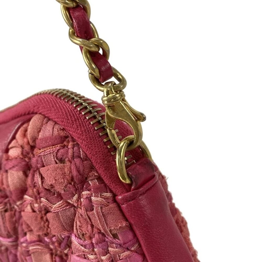 CHANEL Girl Chanel Pink Tweeds Lambskin Shoulder Bag gold hardware - Picture 12 of 16